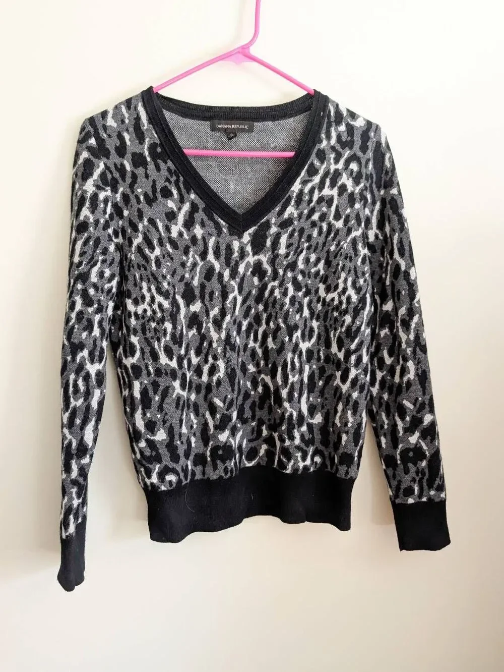 Banana Republic Cashmere Leopard Print Sweater